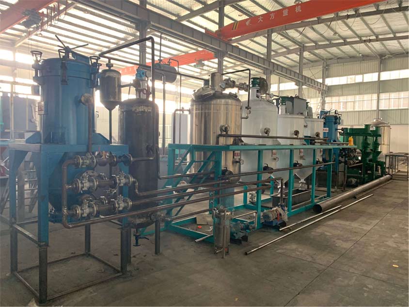 精煉油設備.jpg 精煉油設備.jpg